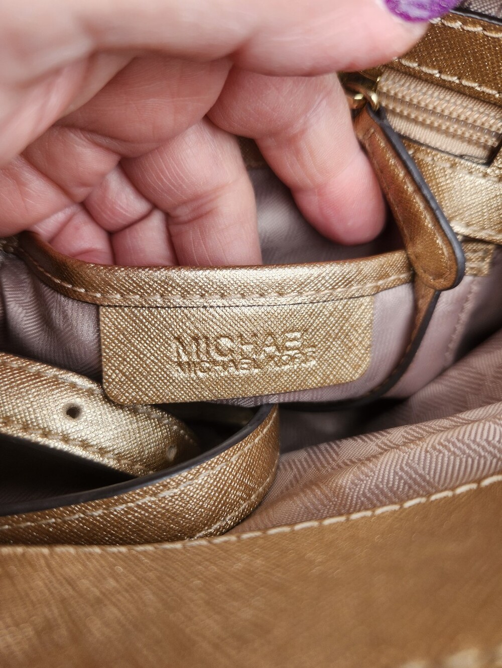Michael Michael Kors Metallic Gold Leather Satchel Crossbody Preloved - Picture 5 of 14